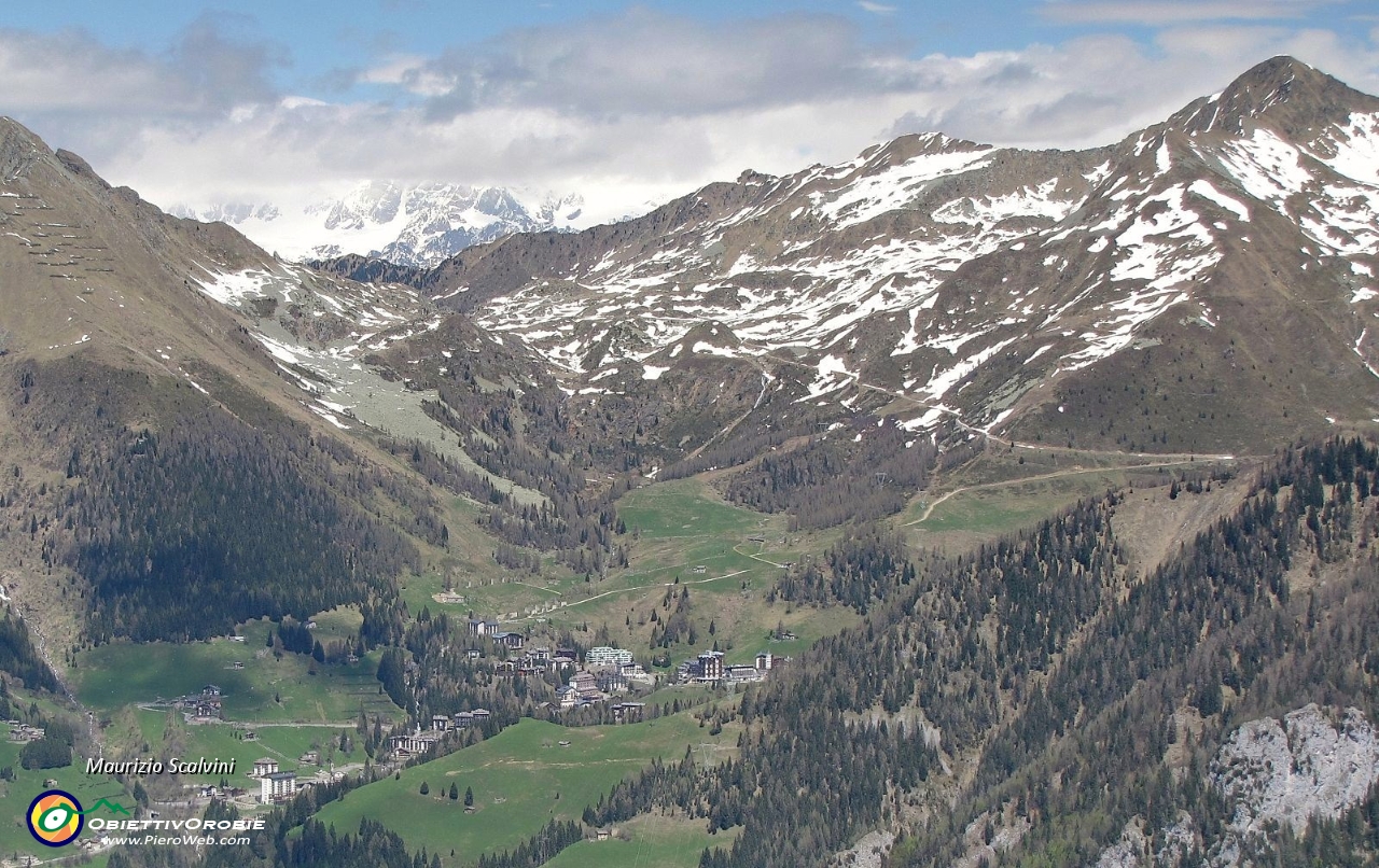 43 Foppolo, dal Passo di Dordona al Monte Toro....JPG